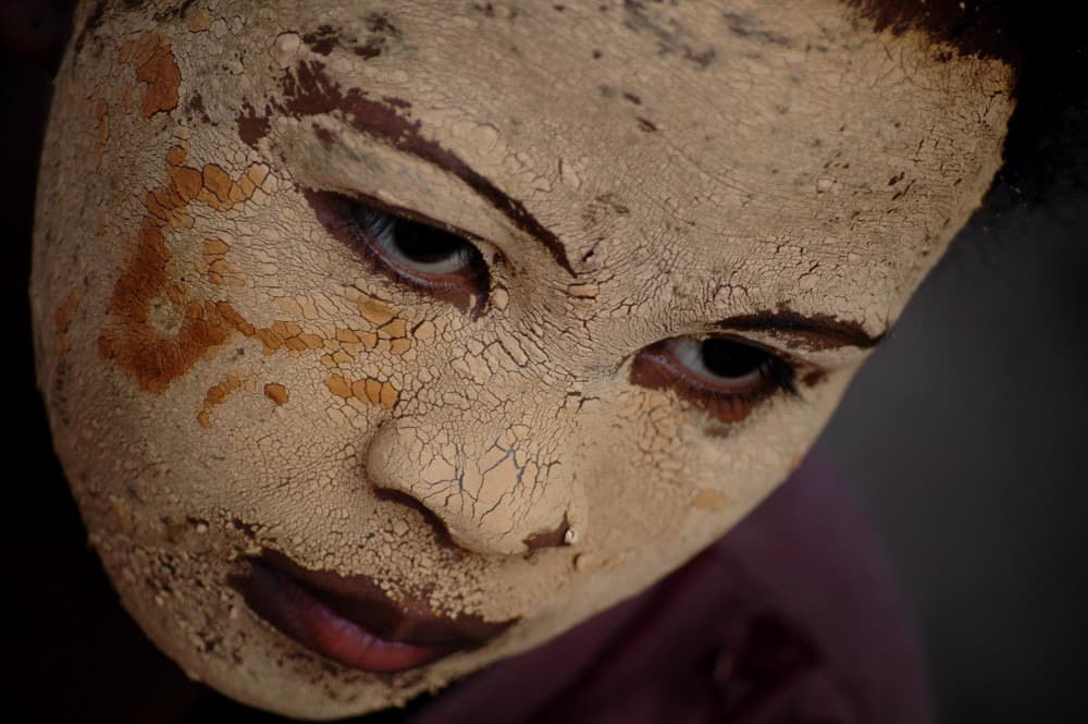 El masonjoany: el ritual de belleza de las mujeres malgaches